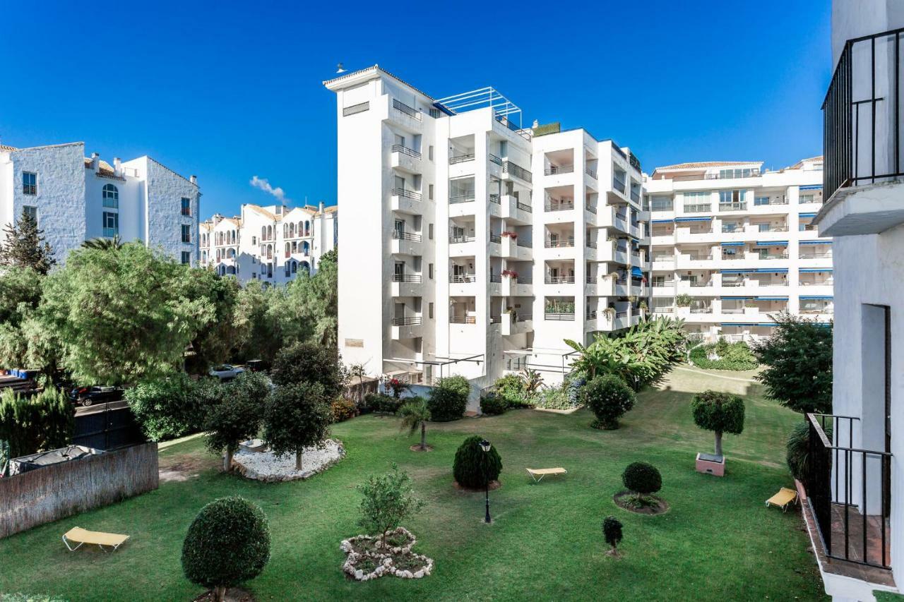 By Riva - Outstanding, Contemporary In Puerto Banus Gardens Appartement Marbella